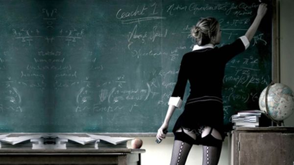 Profesorice seksi Profesorica sa