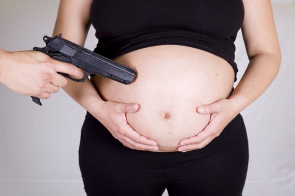 KOMENTAR DANA: Abortus je mnogo pogubniji virus od coronavirusa!?